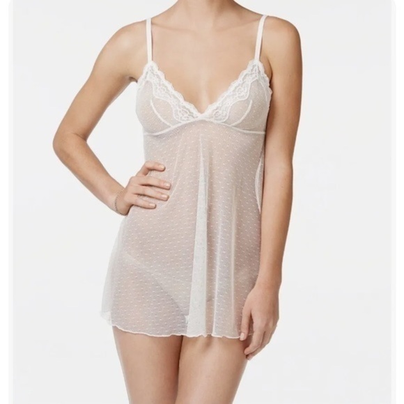 Heidi by Heidi Klum Dotted-Mesh Babydoll size medium - Picture 1 of 3